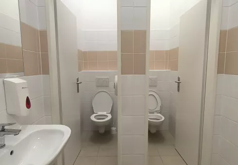 DOKONČENÍ REKONSTRUKCE SOCIÁLNÍHO ZAŘÍZENÍ V PAVILONU B